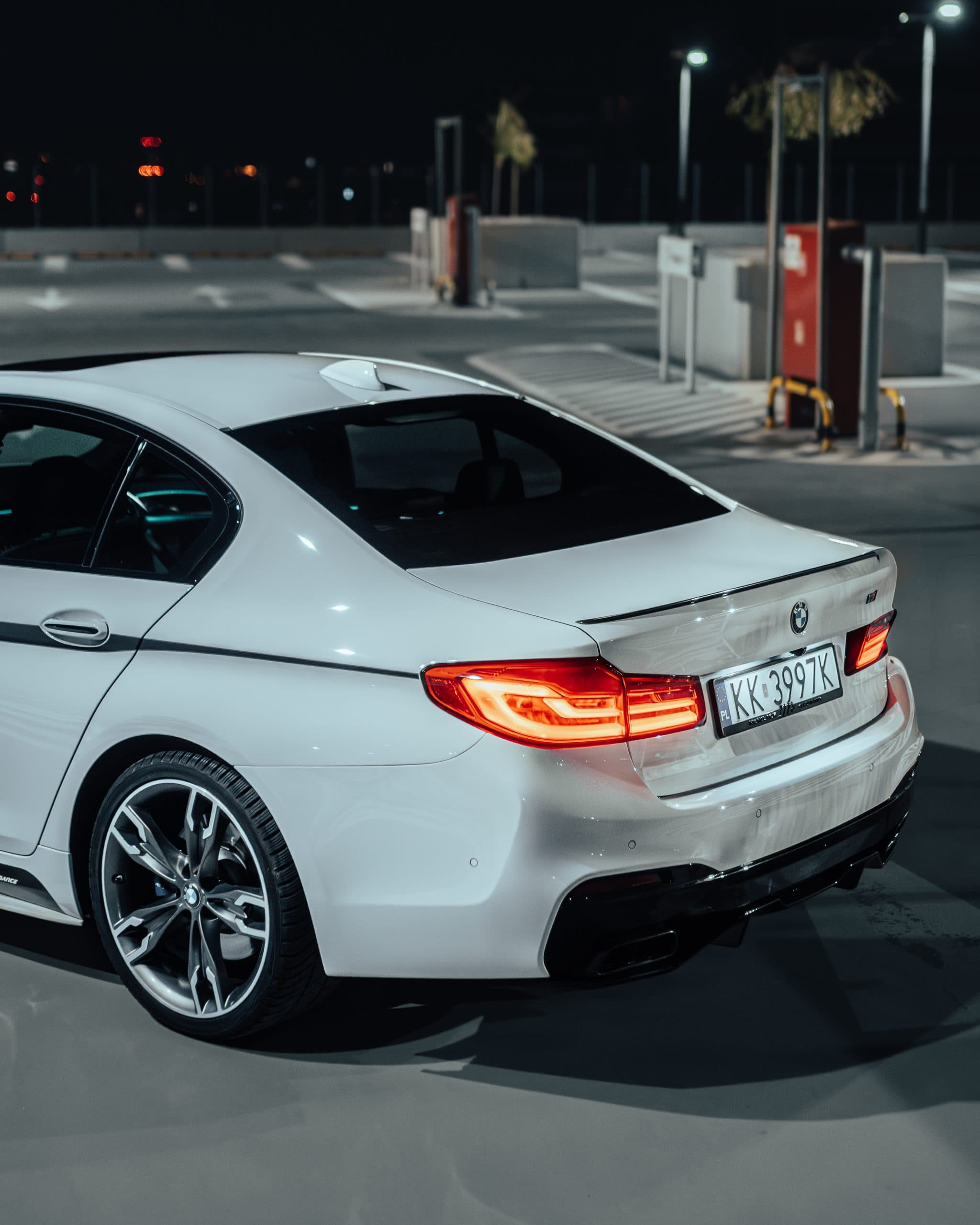 BMW M550i 700 KM - zdjęcie 8