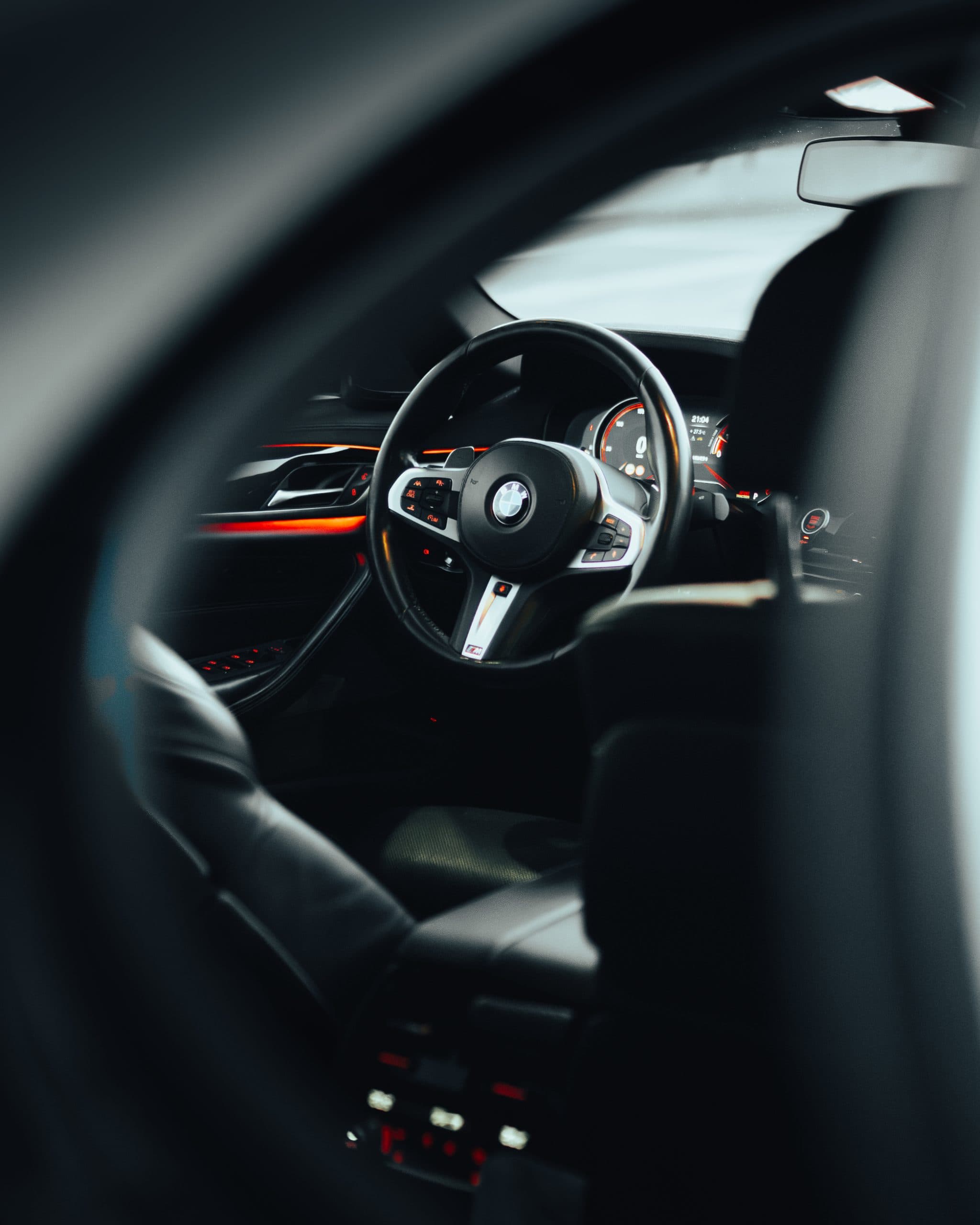 BMW M550i - zdjęcie 6